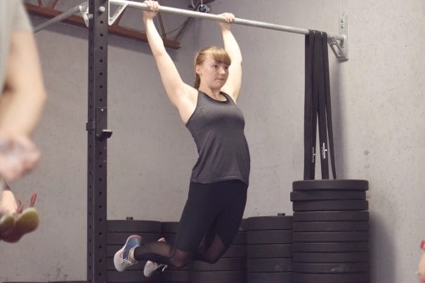 woman do gymnastic